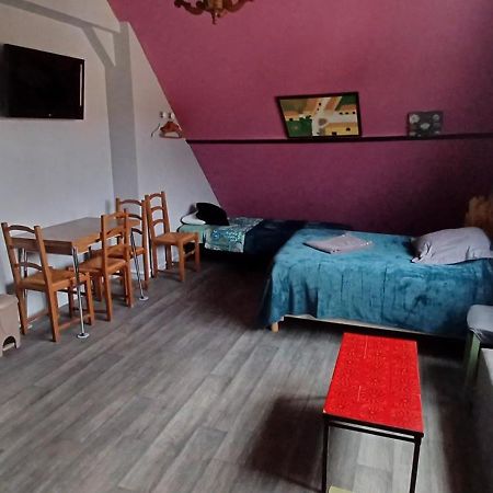 Les Trois Chambres De Lyly Situees A Brou Eksteriør bilde