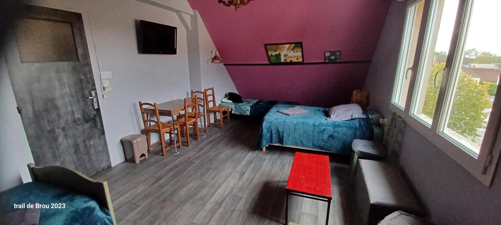 Les Trois Chambres De Lyly Situees A Brou Eksteriør bilde